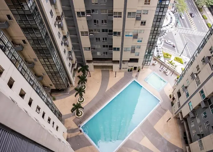 Aparthotel Devi 2br Bgc Taguig 4*