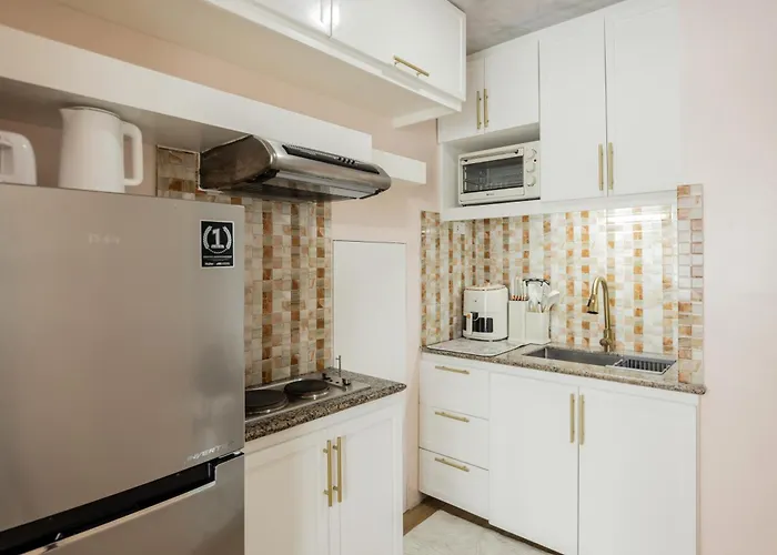 Devi 2br Bgc Taguig Aparthotel