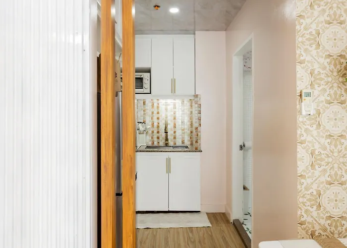 Devi 2br Bgc Taguig Manila