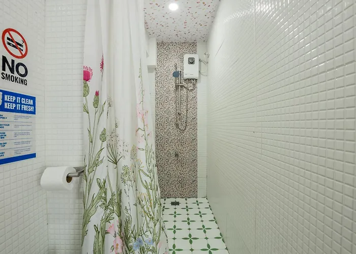 Devi 2br Bgc Taguig Aparthotel Manila